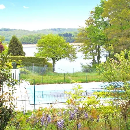 A Avec Piscine Partagee * Saint-Gérons